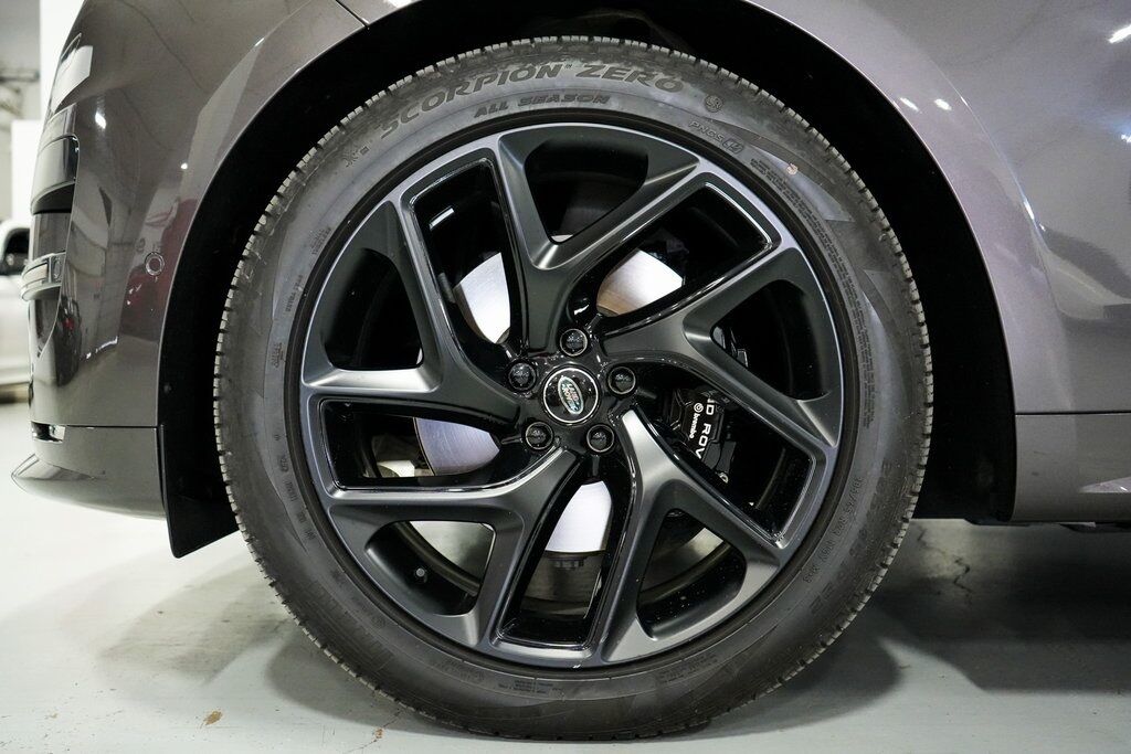 2025 Land Rover Range Rover Sport P460e Dynamic SE photo 32