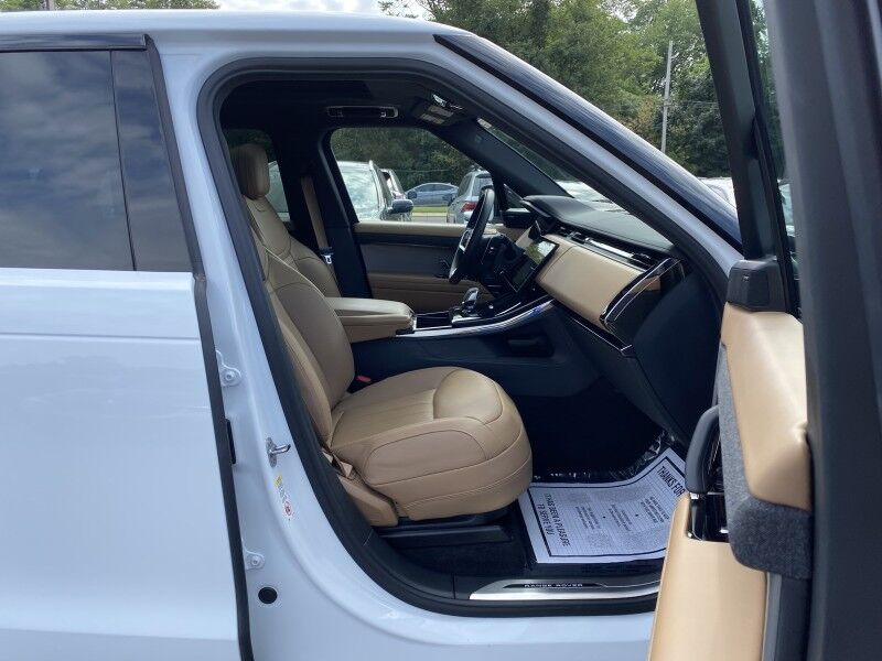 2025 Land Rover Range Rover Sport SE Bristol  PA