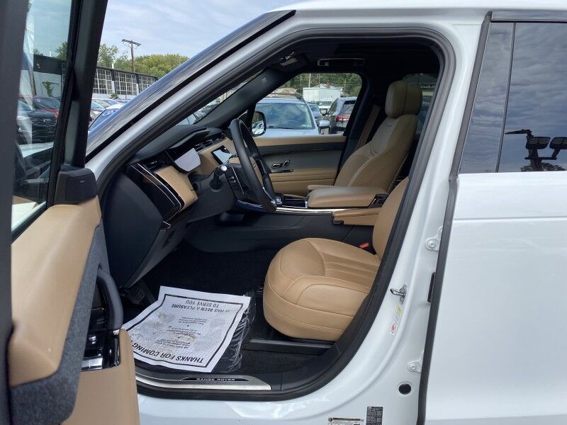 2025 Land Rover Range Rover Sport SE Bristol  PA