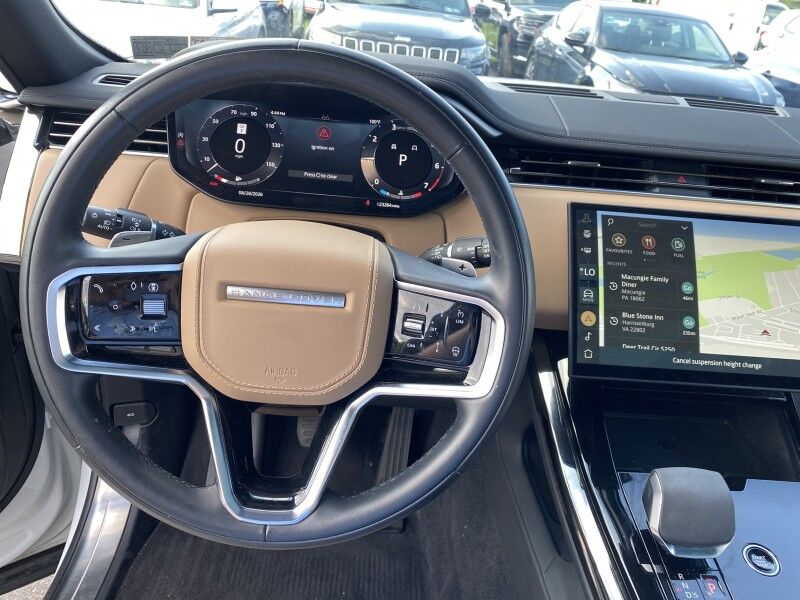 2025 Land Rover Range Rover Sport SE