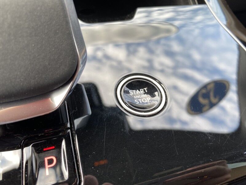 2025 Land Rover Range Rover Sport SE Bristol  PA