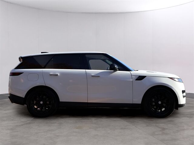 2025 Land Rover Range Rover Sport SE Oshkosh WI