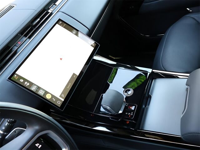 2025 Land Rover Range Rover Sport SE Oshkosh WI