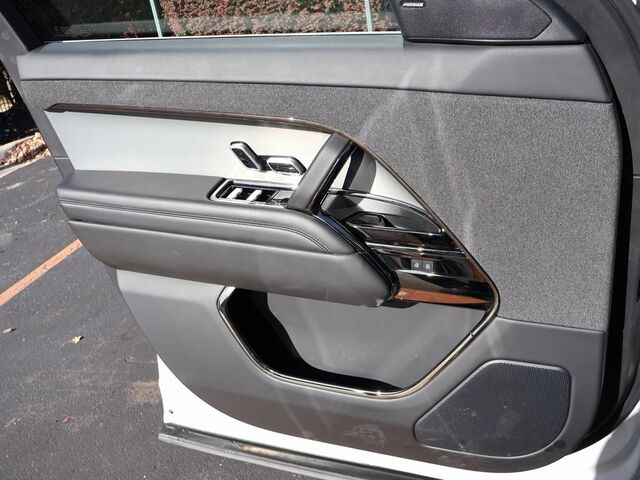 2025 Land Rover Range Rover Sport SE Oshkosh WI