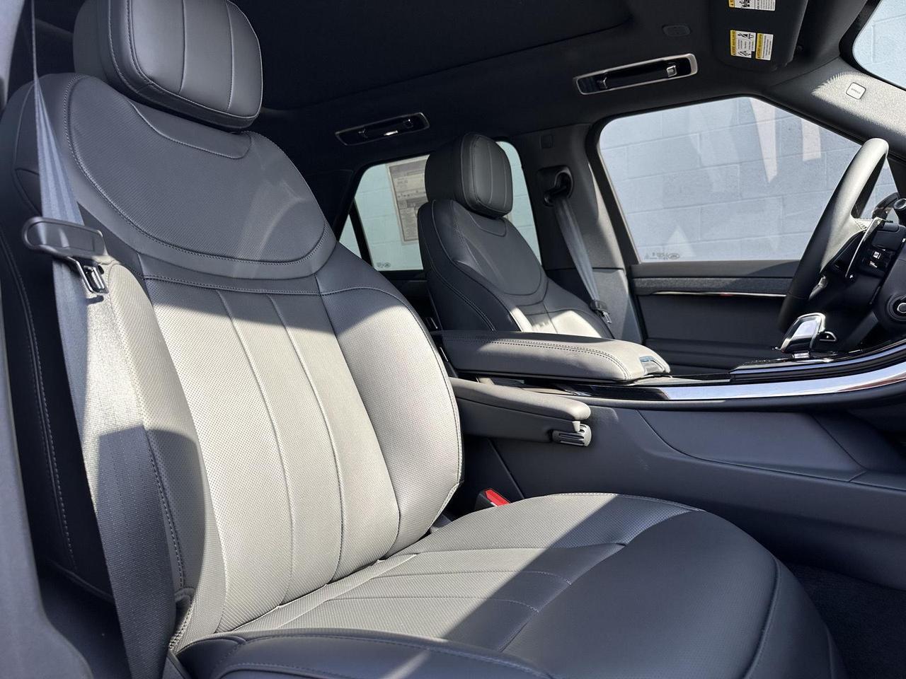 2025 Land Rover Range Rover Sport SE Tucson AZ