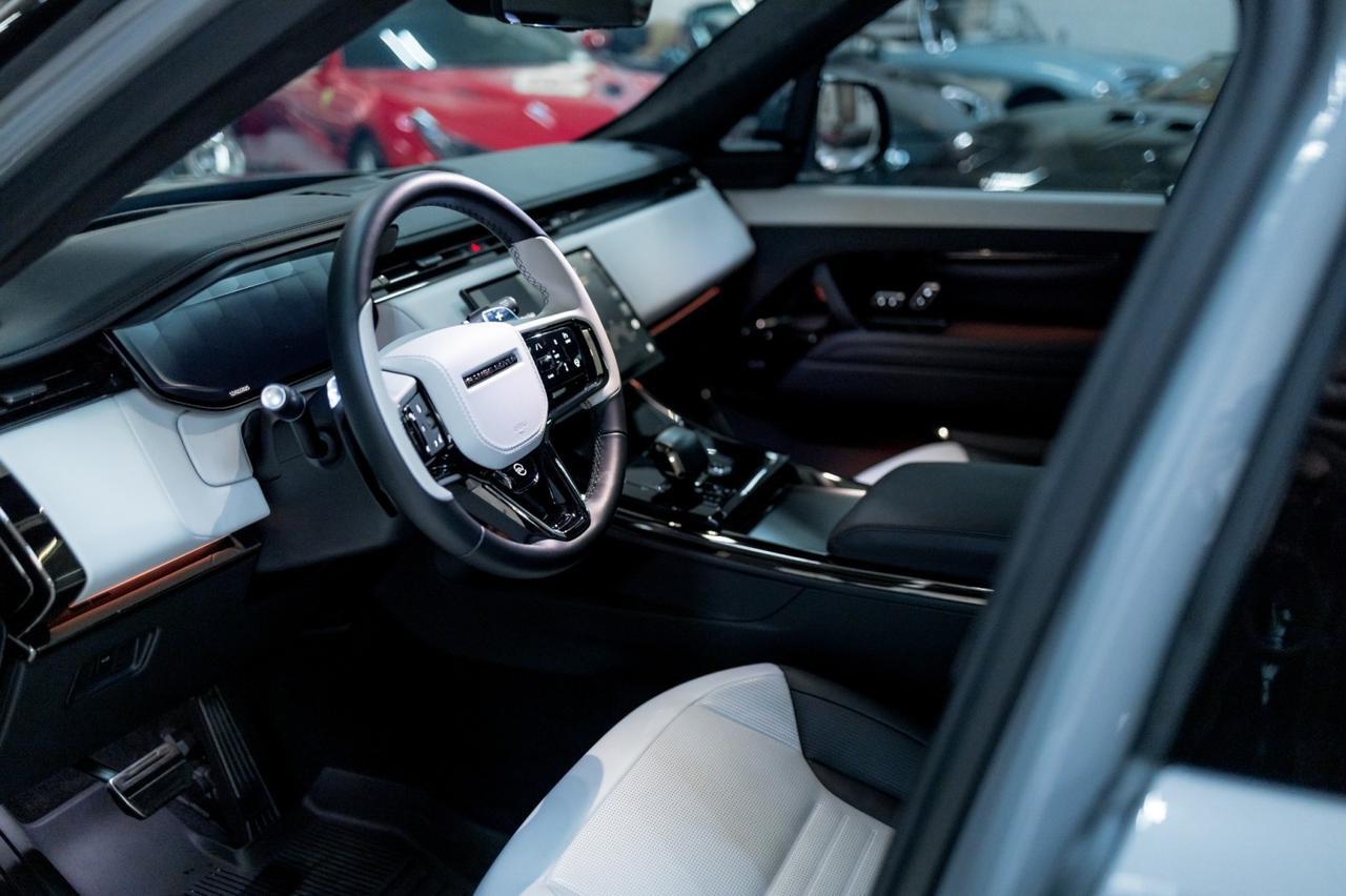 2025 Land Rover Range Rover Sport SV Edition Two