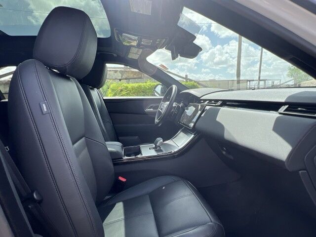 2025 Land Rover Range Rover Velar Dynamic SE APPROVED CERTIFIED San Juan TX