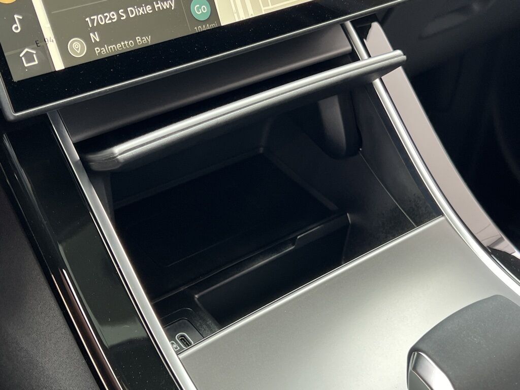 2025 Land Rover Range Rover Velar Dynamic SE Indianapolis IN