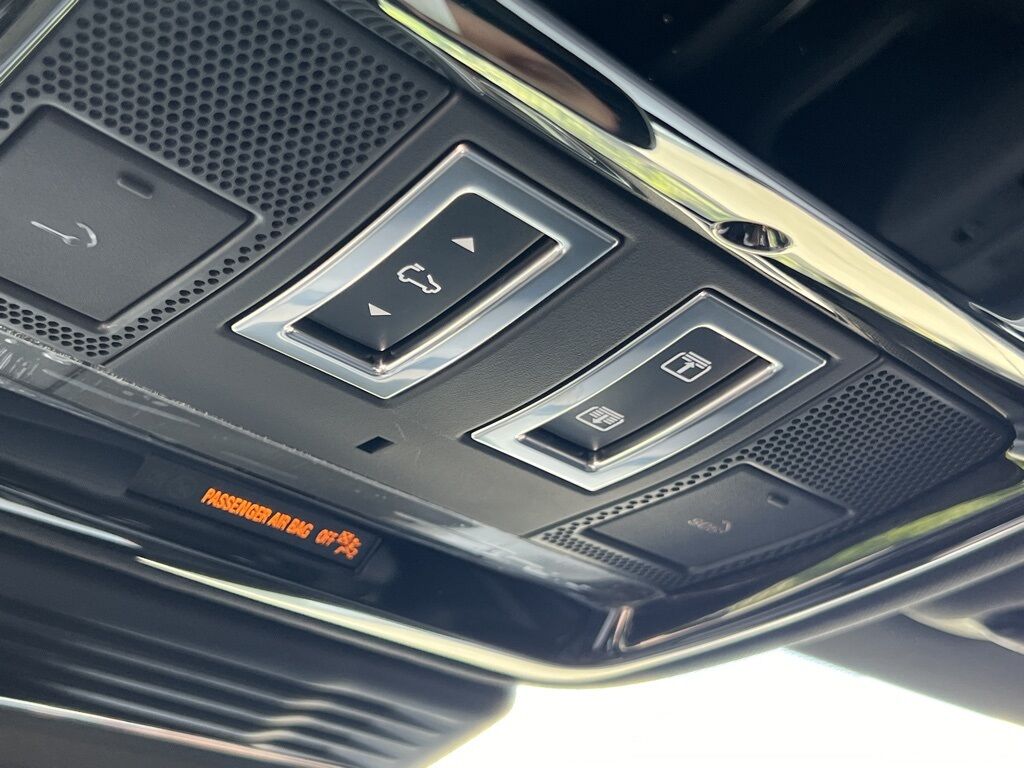 2025 Land Rover Range Rover Velar Dynamic SE Indianapolis IN