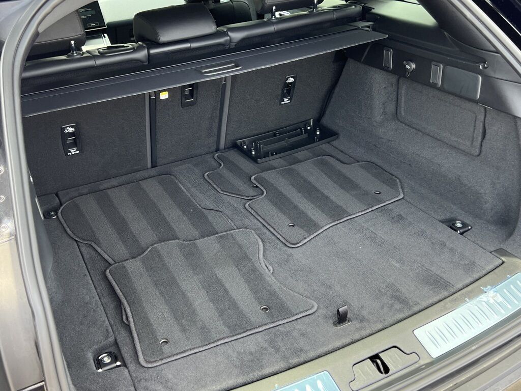 2025 Land Rover Range Rover Velar Dynamic SE Indianapolis IN