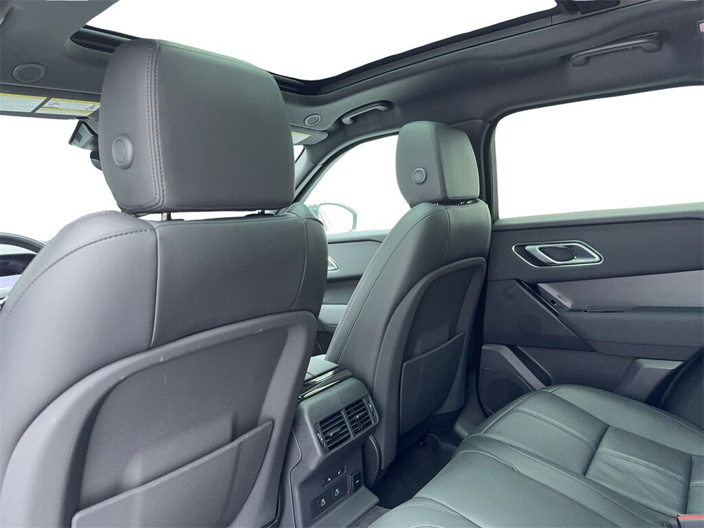 2025 Land Rover Range Rover Velar Dynamic SE NAV,CAM,PANO,HTD STS,BLIND SPOT Plano TX
