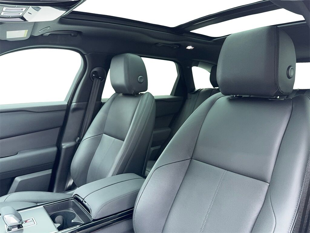 2025 Land Rover Range Rover Velar Dynamic SE NAV,CAM,PANO,HTD STS,BLIND SPOT Plano TX
