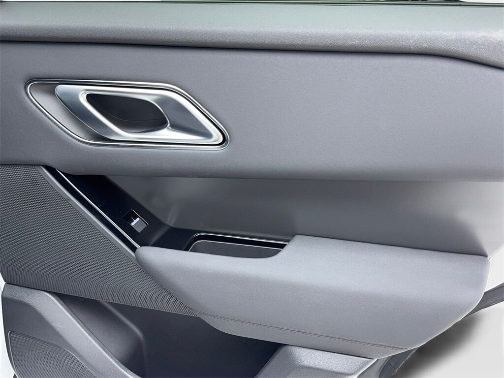 2025 Land Rover Range Rover Velar Dynamic SE NAV,CAM,PANO,HTD STS,BLIND SPOT Plano TX