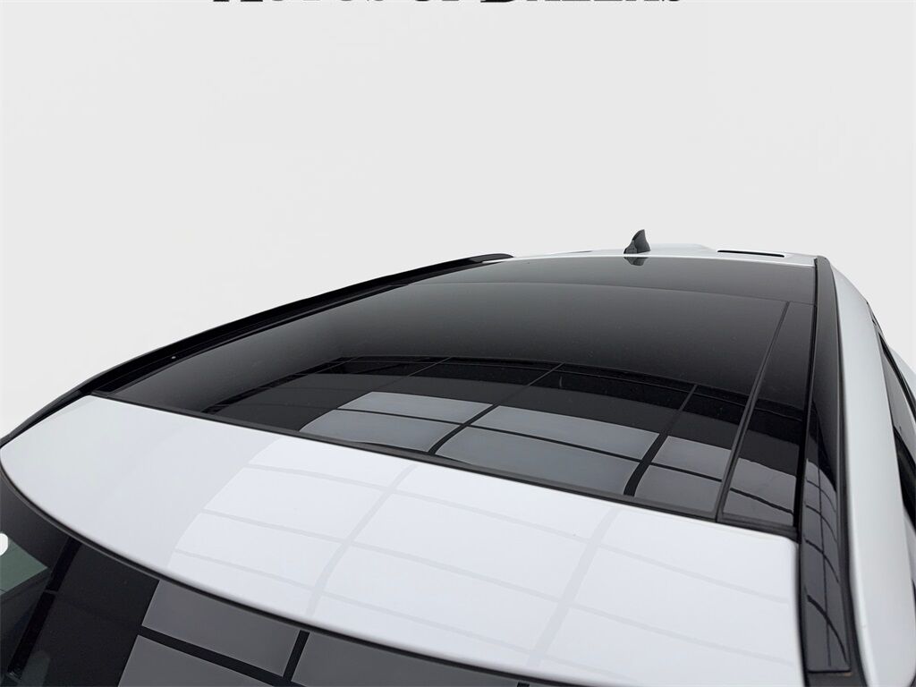 2025 Land Rover Range Rover Velar Dynamic SE NAV,CAM,PANO,HTD STS,BLIND SPOT Plano TX