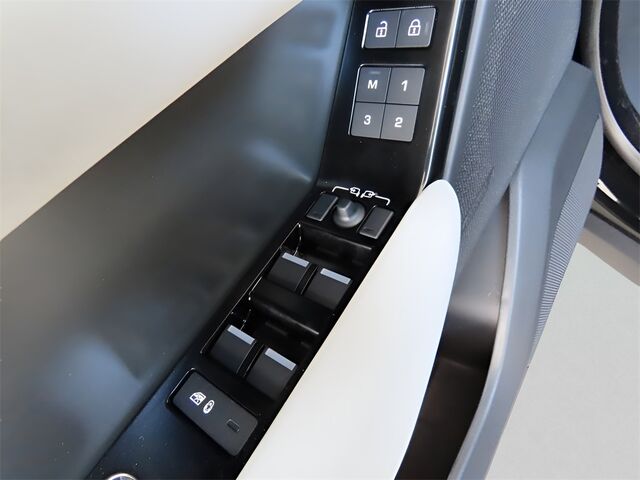 2025 Land Rover Range Rover Velar Dynamic SE Oshkosh WI 2025 Land Rover Range Rover Velar Dynamic SE Oshkosh WI