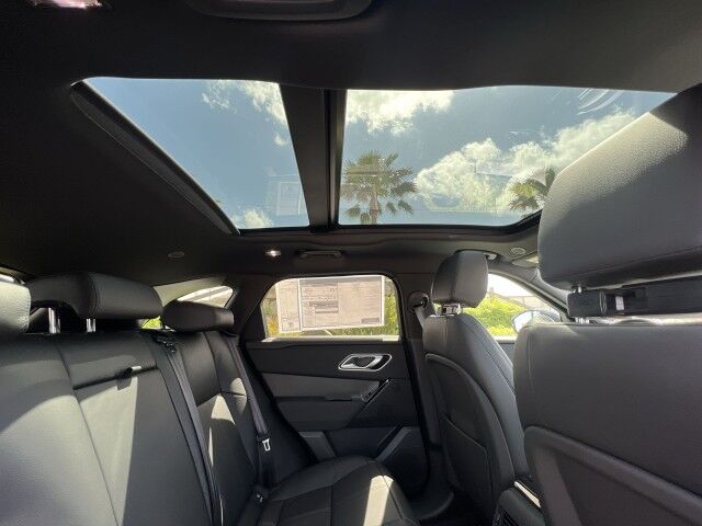 2025 Land Rover Range Rover Velar Dynamic SE San Juan TX