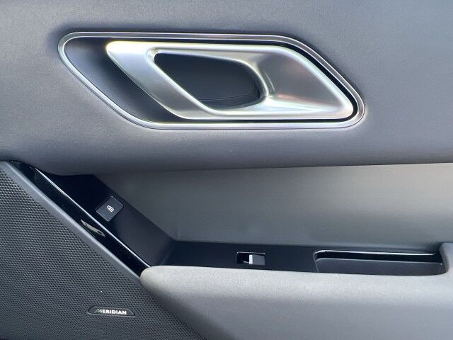 2025 Land Rover Range Rover Velar Dynamic SE San Juan TX