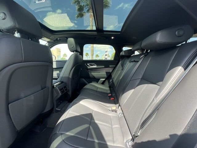 2025 Land Rover Range Rover Velar Dynamic SE San Juan TX