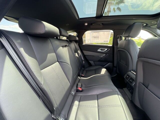 2025 Land Rover Range Rover Velar Dynamic SE San Juan TX