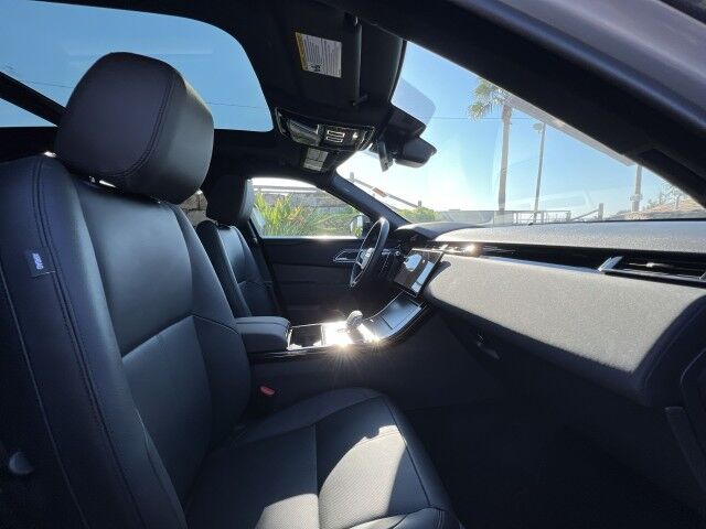 2025 Land Rover Range Rover Velar Dynamic SE San Juan TX