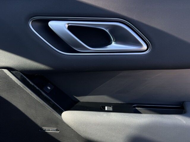 2025 Land Rover Range Rover Velar Dynamic SE San Juan TX