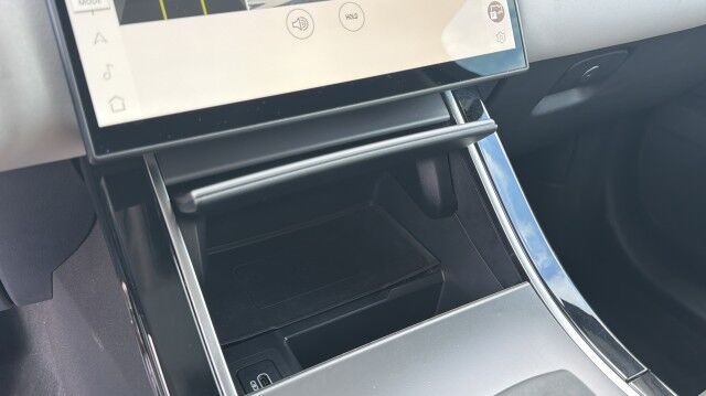 2025 Land Rover Range Rover Velar Dynamic SE San Juan TX