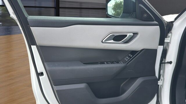 2025 Land Rover Range Rover Velar Dynamic SE San Juan TX