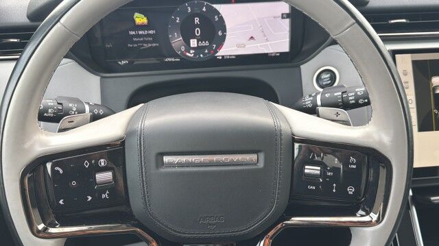 2025 Land Rover Range Rover Velar Dynamic SE San Juan TX