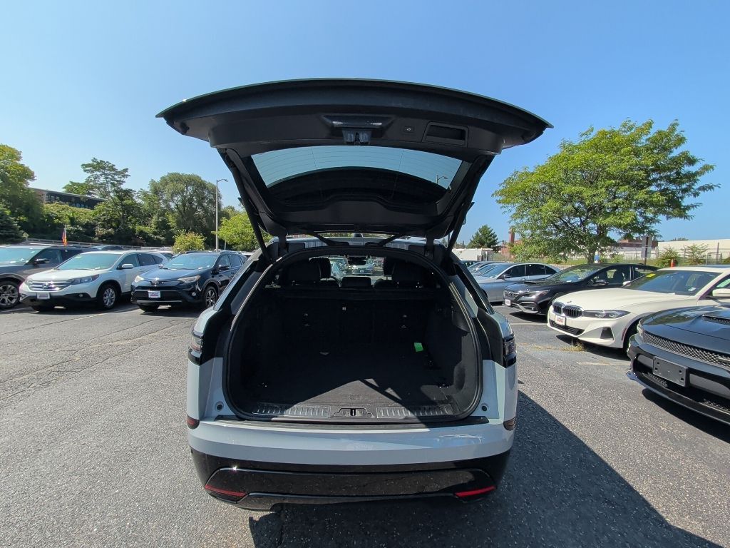 2025 Land Rover Range Rover Velar Dynamic SE Worcester MA