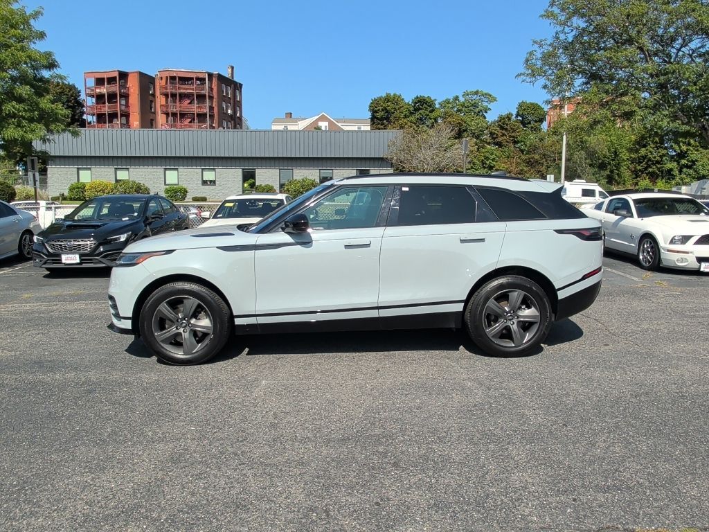 2025 Land Rover Range Rover Velar Dynamic SE