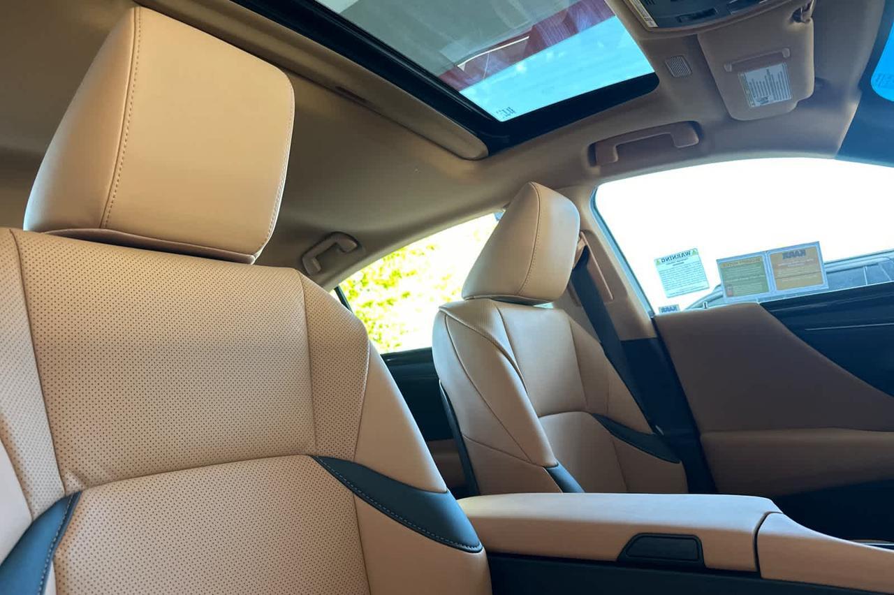 2025 Lexus ES Roseville CA