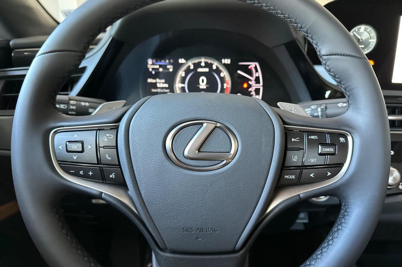2025 Lexus ES Roseville CA