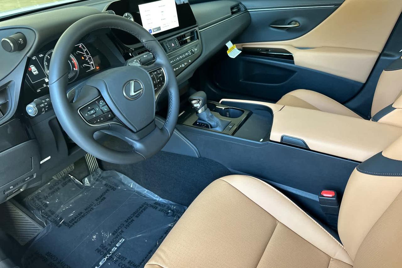 2025 Lexus ES Roseville CA