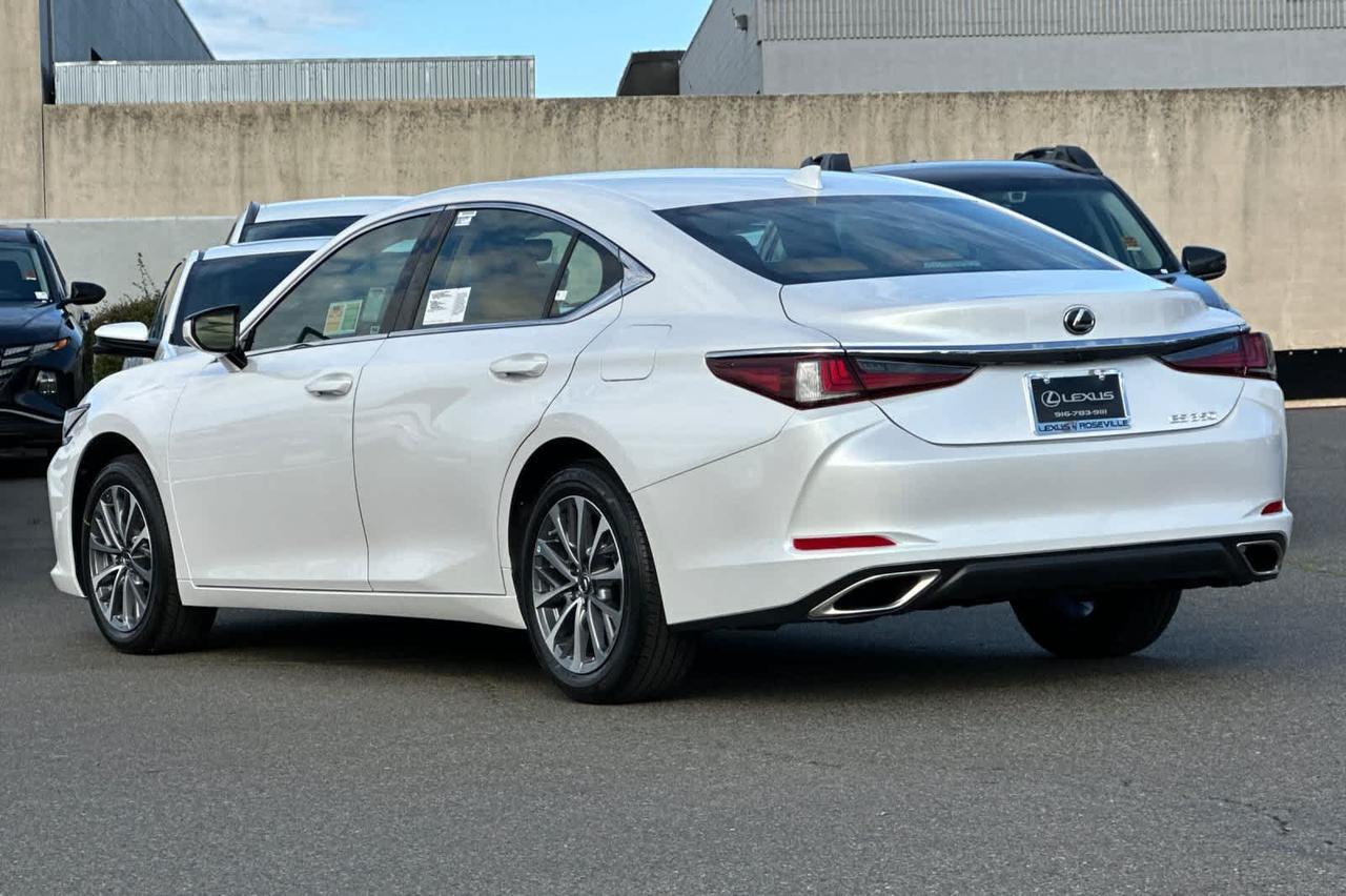 2025 Lexus ES Roseville CA