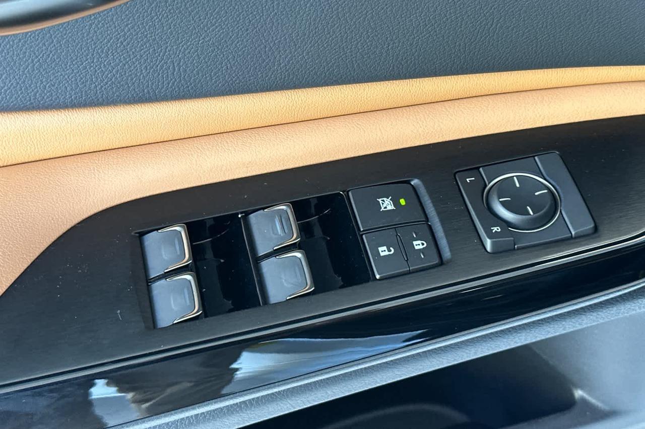 2025 Lexus ES Roseville CA