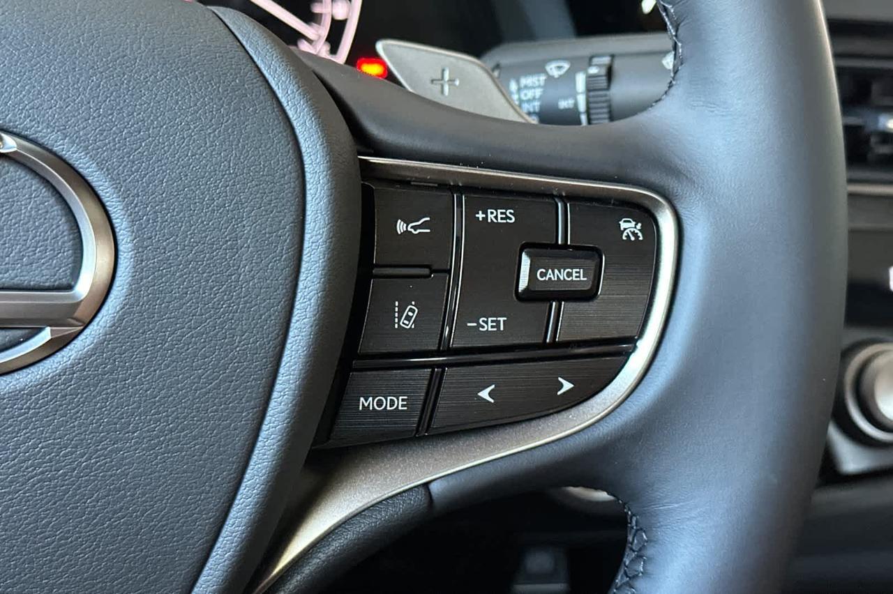 2025 Lexus ES Roseville CA