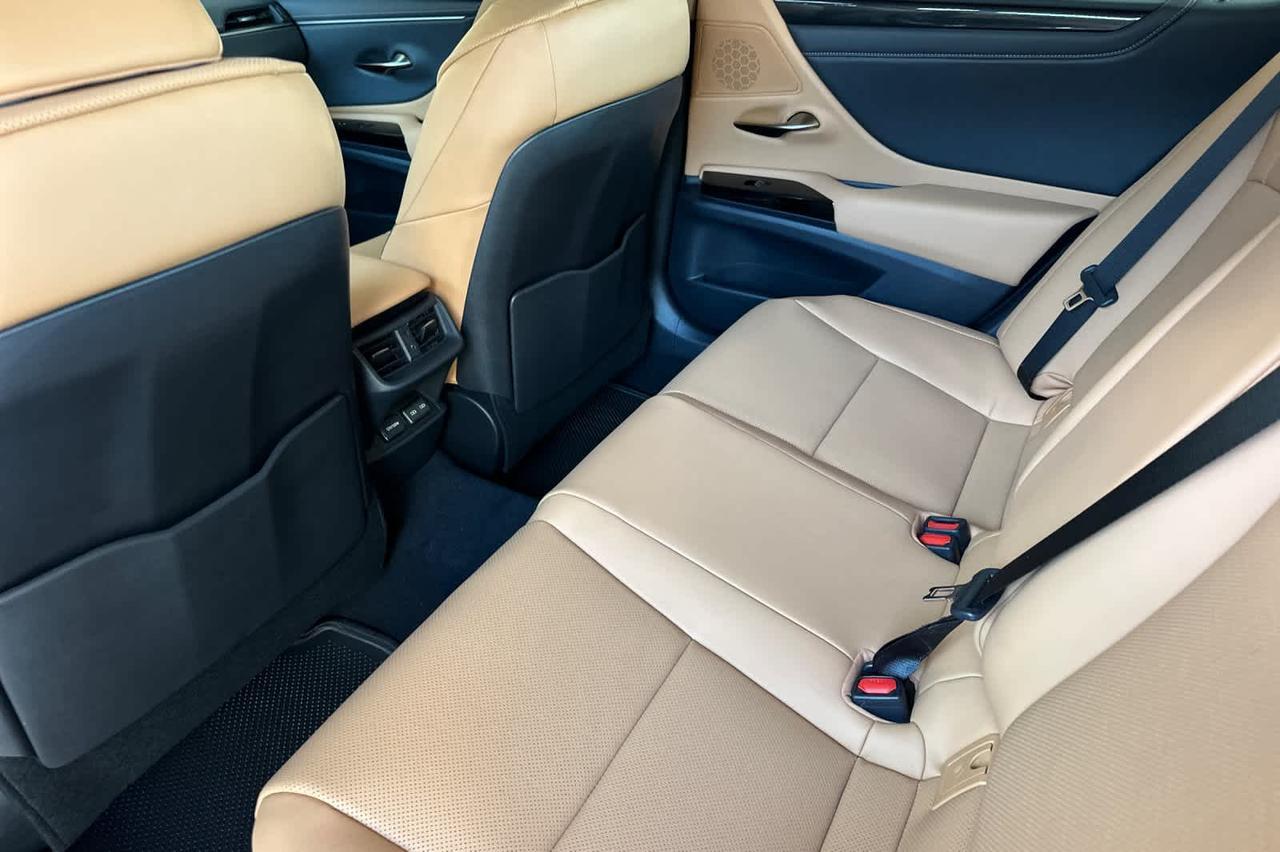 2025 Lexus ES Roseville CA