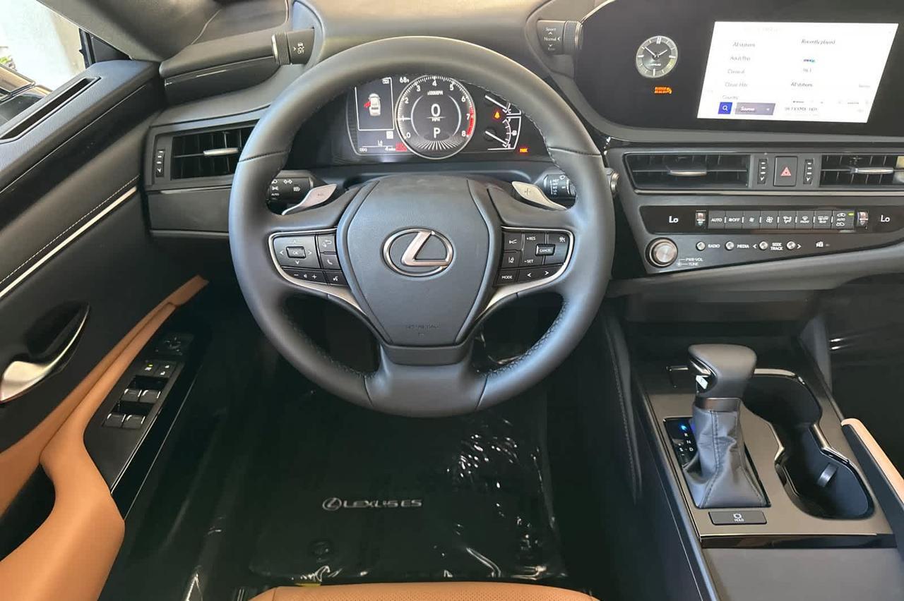 2025 Lexus ES Roseville CA