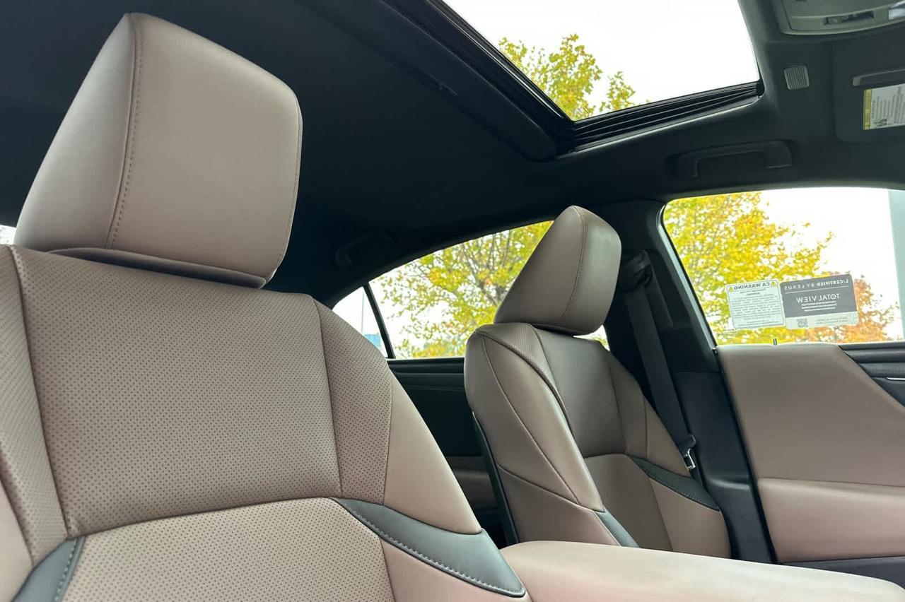 2025 Lexus ES Roseville CA