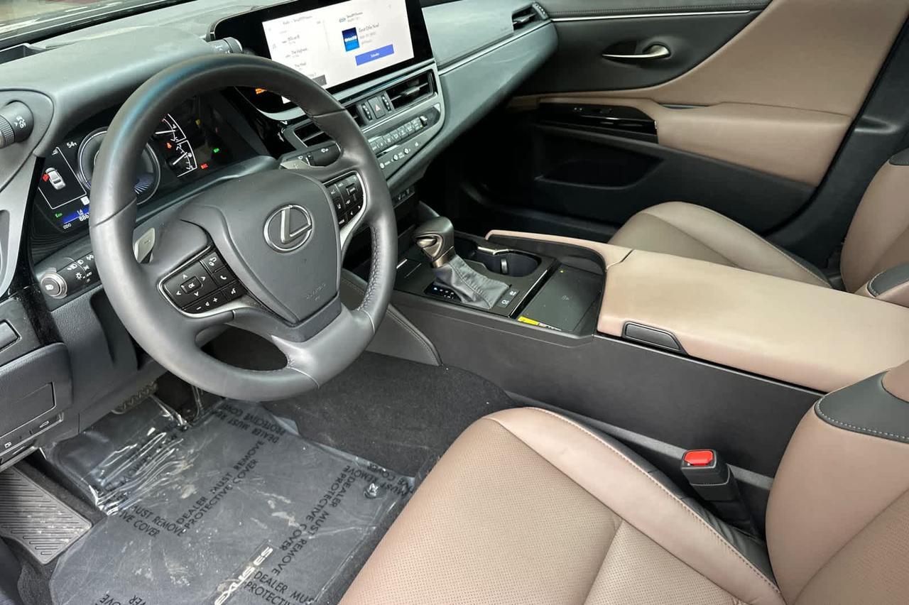 2025 Lexus ES Roseville CA