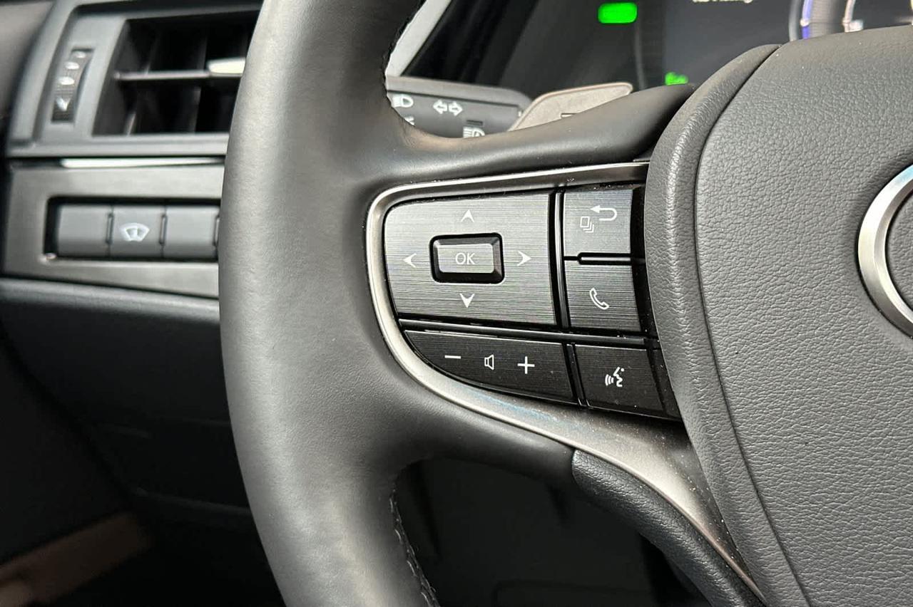 2025 Lexus ES Roseville CA