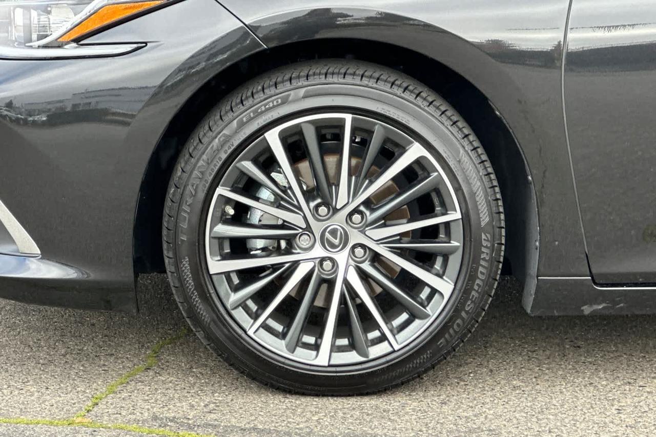 2025 Lexus ES Roseville CA