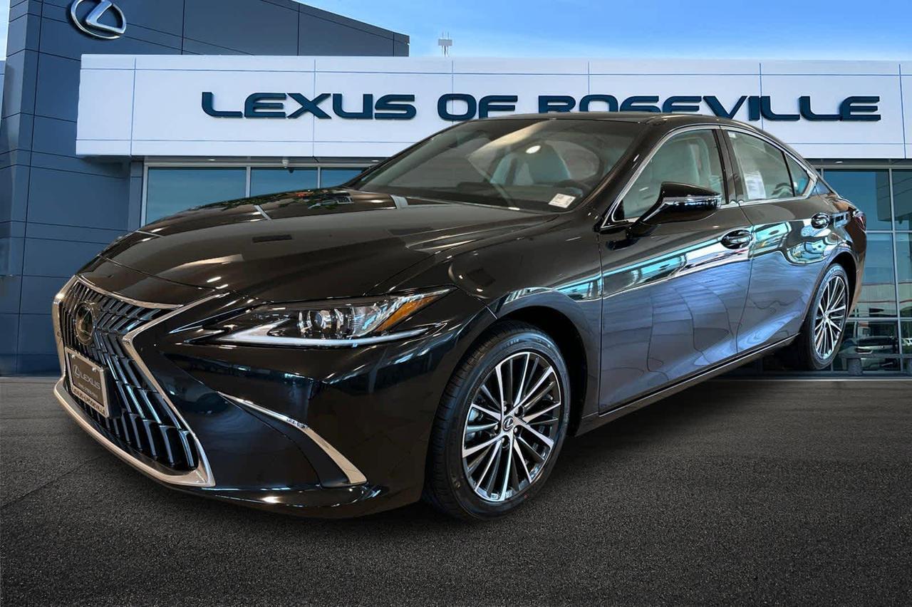 2025 Lexus ES