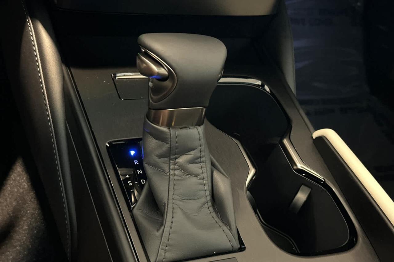 2025 Lexus ES Roseville CA