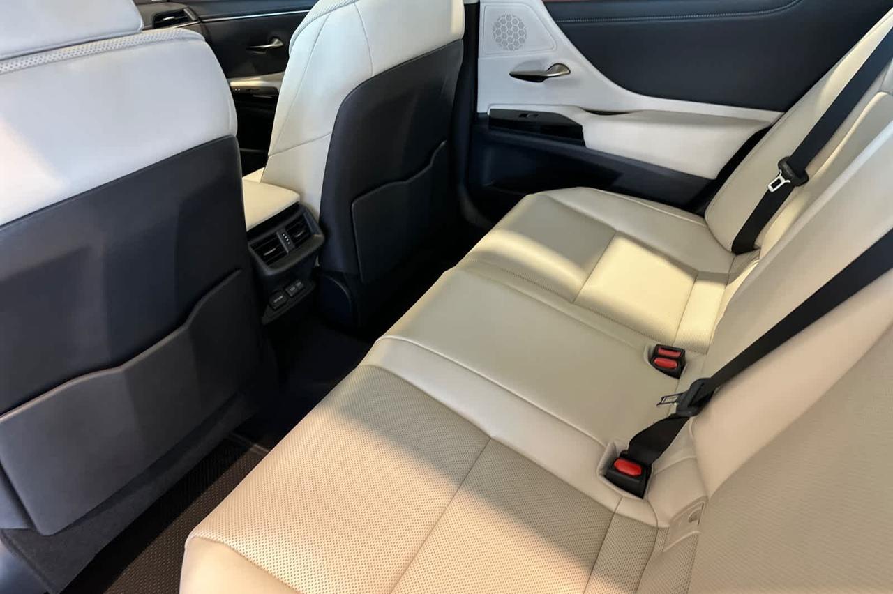 2025 Lexus ES Roseville CA