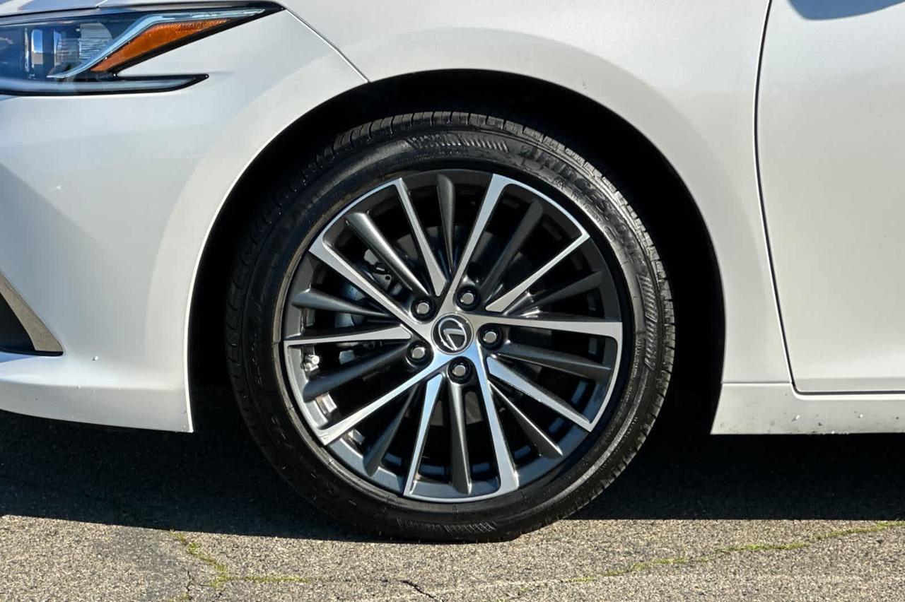 2025 Lexus ES Roseville CA