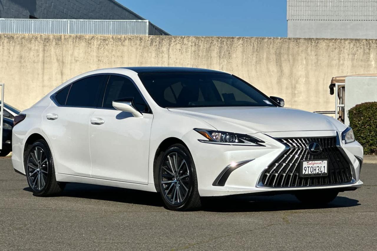 2025 Lexus ES Roseville CA