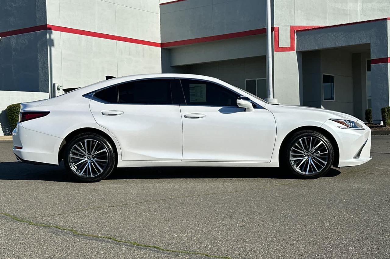 2025 Lexus ES Roseville CA