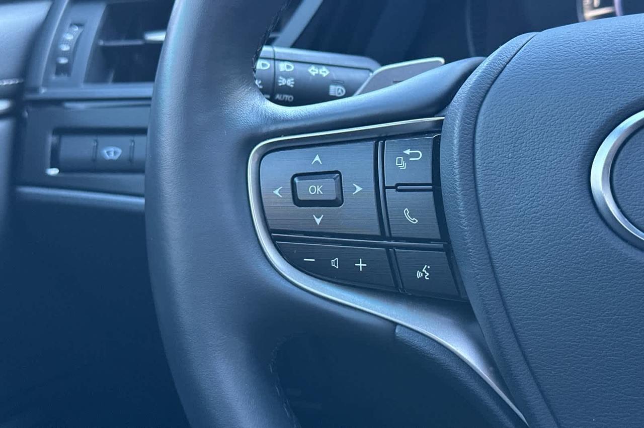 2025 Lexus ES Roseville CA