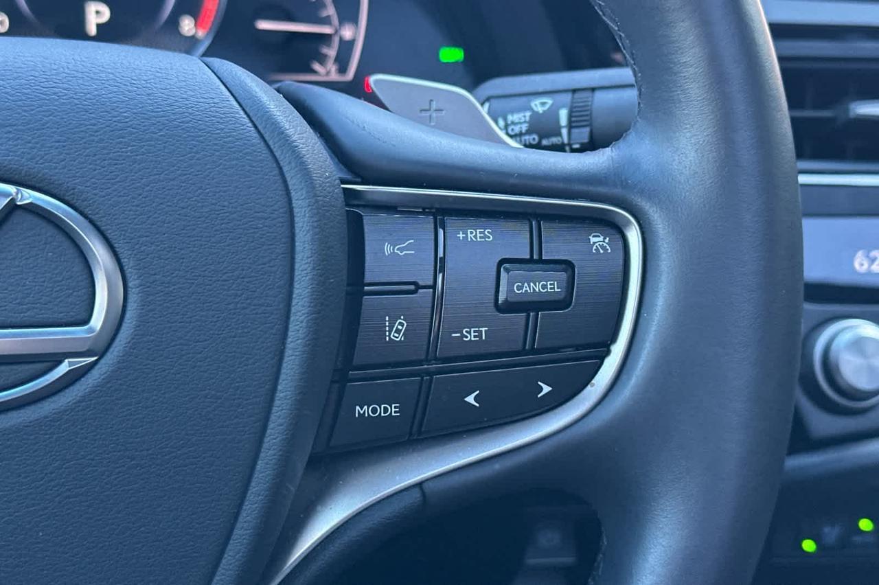 2025 Lexus ES Roseville CA